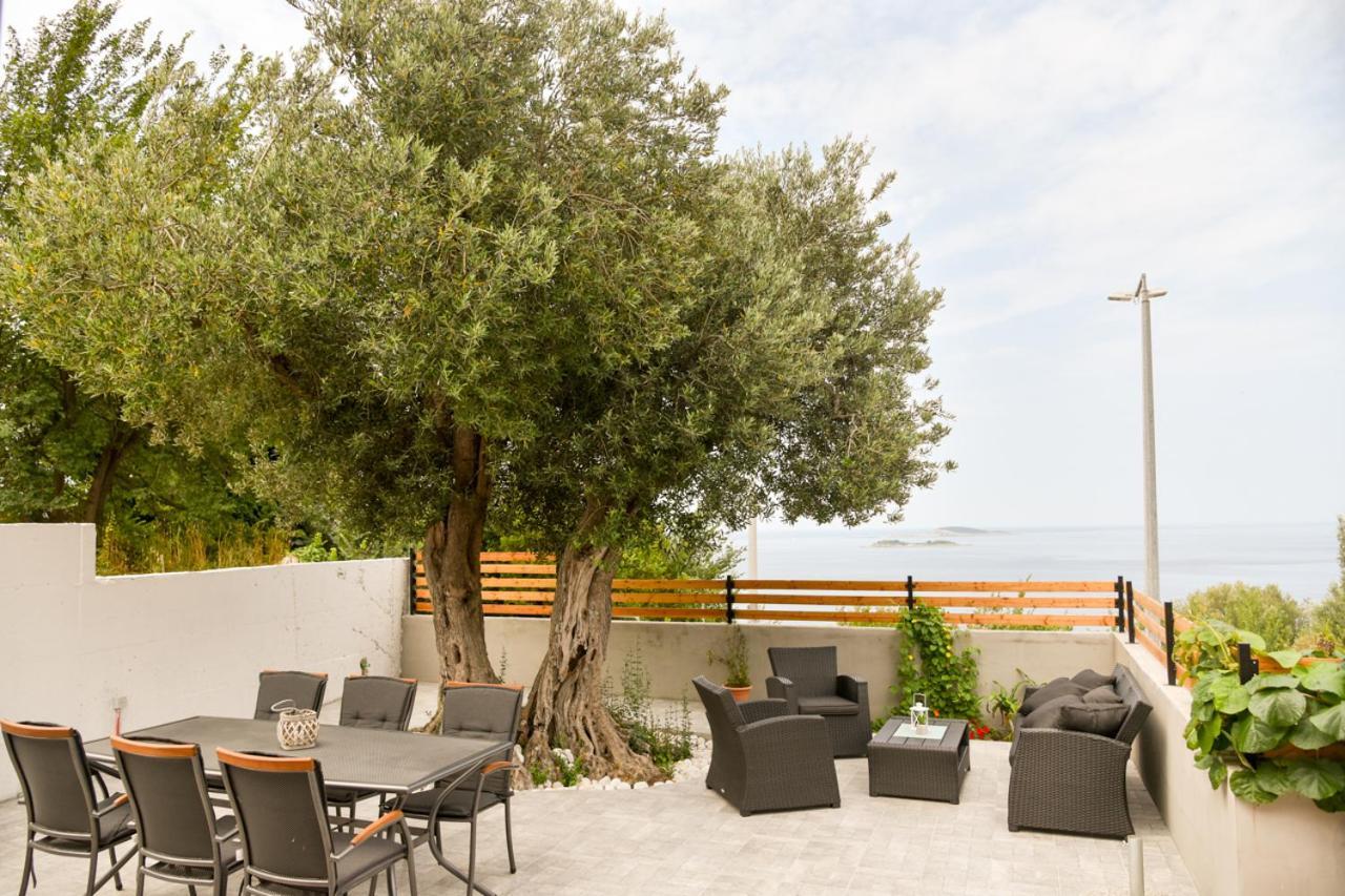 Apartment Eli - Sea View Млини Экстерьер фото