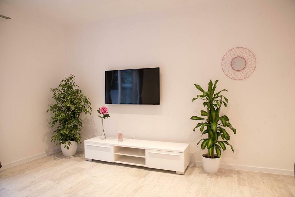 Apartment Eli - Sea View Млини Экстерьер фото
