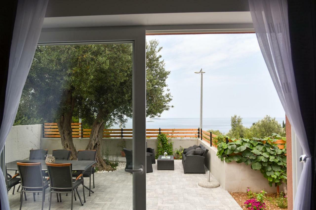 Apartment Eli - Sea View Млини Экстерьер фото